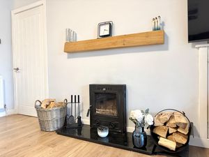 Photo 14- click for photo gallery